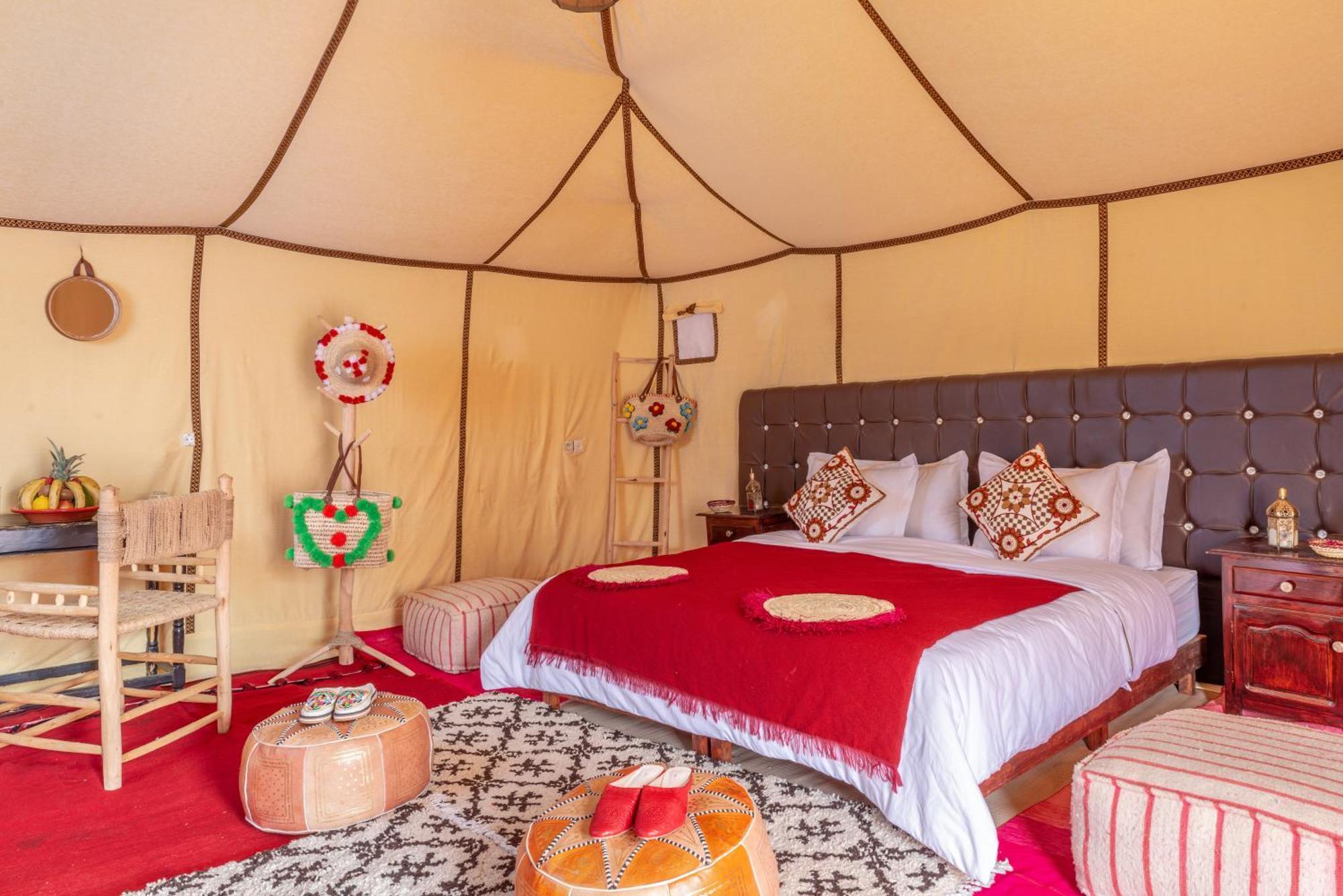 Hotel Sanmao Royal Camp 皇家营地 Merzouga Exterior foto