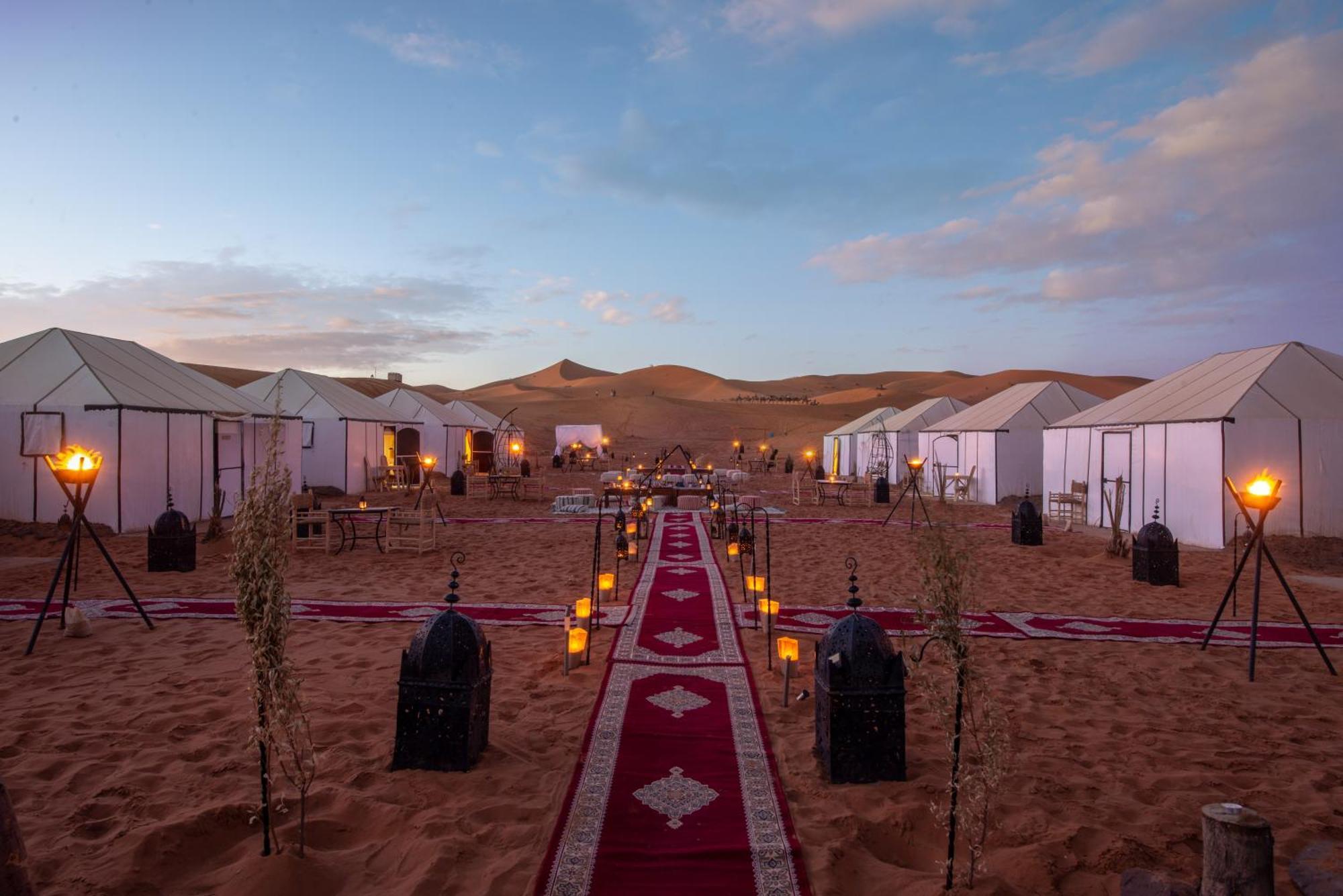 Hotel Sanmao Royal Camp 皇家营地 Merzouga Exterior foto