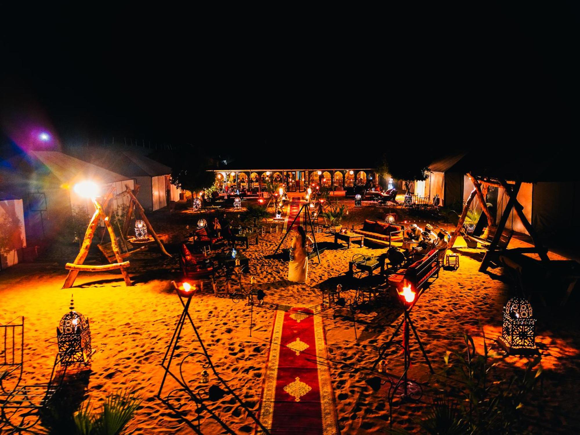 Hotel Sanmao Royal Camp 皇家营地 Merzouga Exterior foto