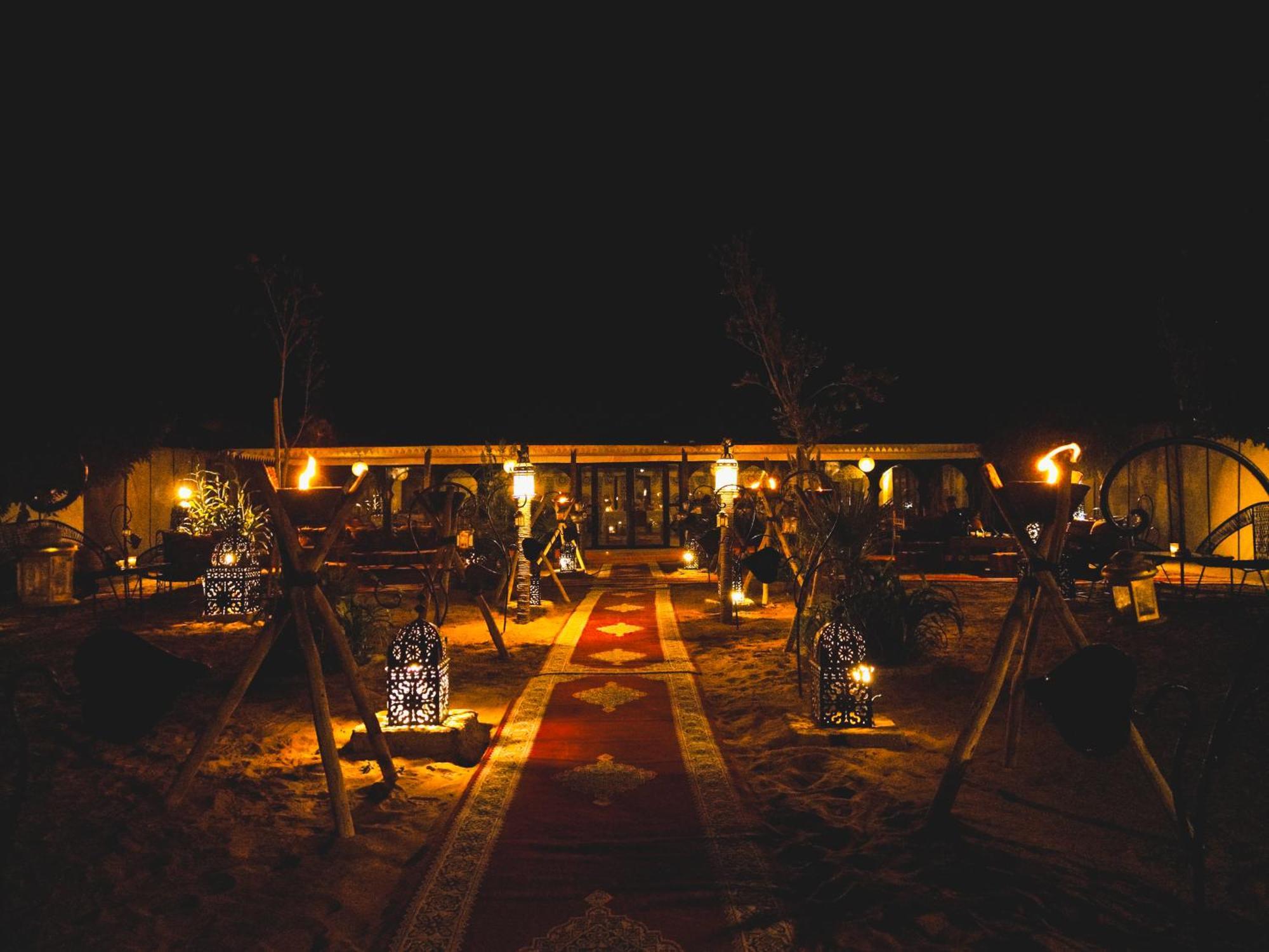 Hotel Sanmao Royal Camp 皇家营地 Merzouga Exterior foto
